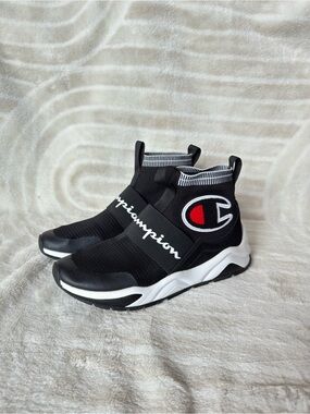 Champion Rally Pro Slip On Shoes in Black & White